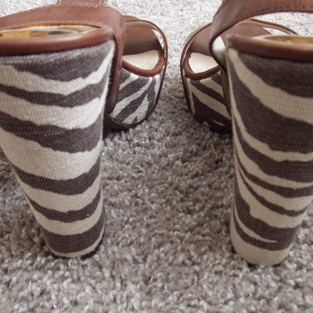Michael Kors Ivana Mocha Zebra Animal Print Canvas Platform Sandals Heels - Picture 4 of 16